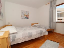 Apartman No. 4