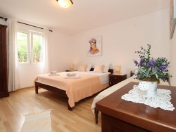 Apartman No. 5
